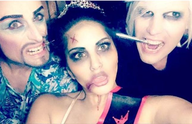 Sunny-leone-Halloween-party-4