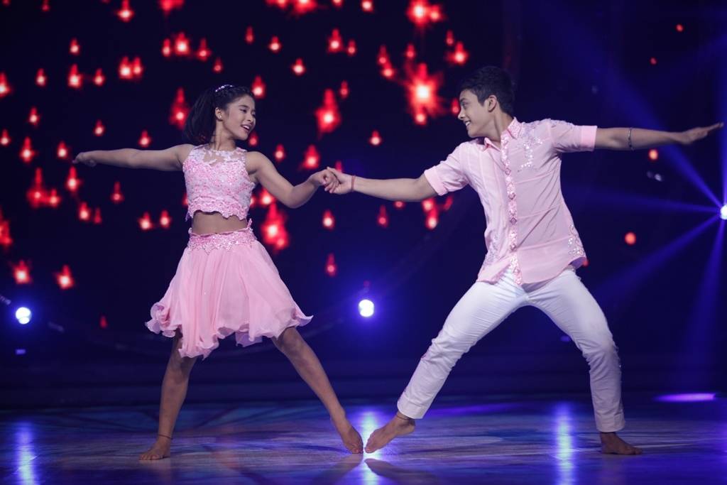 http://www.cinekhabar.com/wp-content/uploads/2016/12/teriya-magar-4.jpg