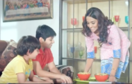 भारतीय चाउचाउ विज्ञापनमा दुई छोराकी आमा बनिन् प्रियंका